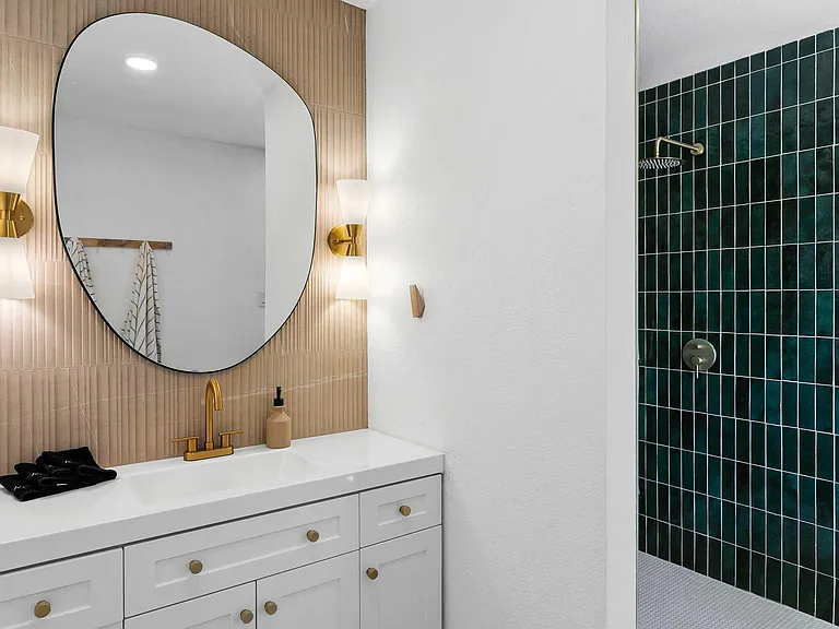 6411 E Presidio Rd — Photo 32