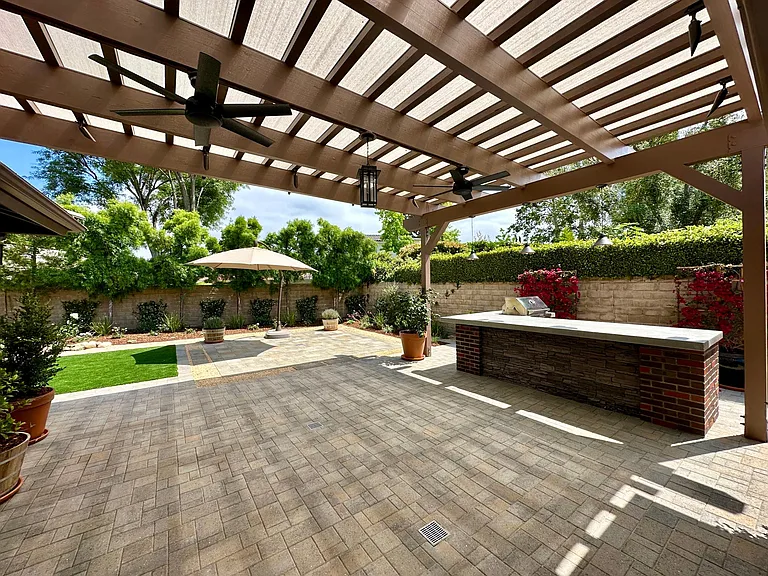 32039 Grenville Ct — Photo 24