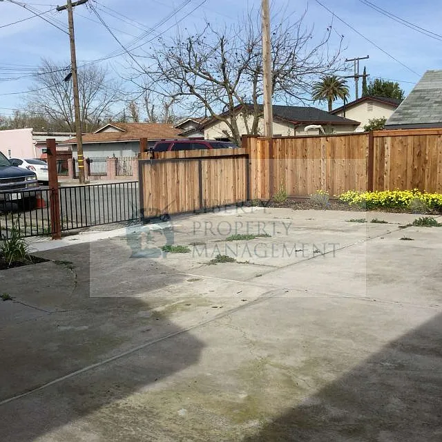 2 bed, 573 sqft, $1,550 — Photo 3