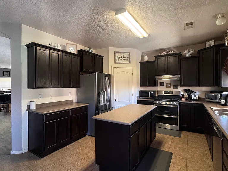 8044 Pony Hills Pl NW — Photo 2