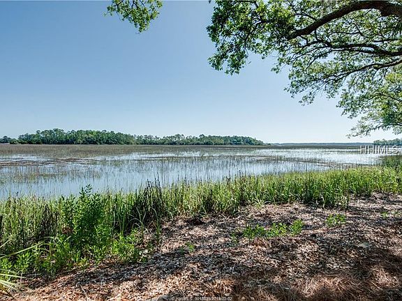 3rd image of 120 Moss Creek Dr