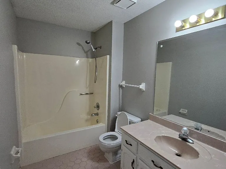 3015 Milkyway Dr — Photo 9