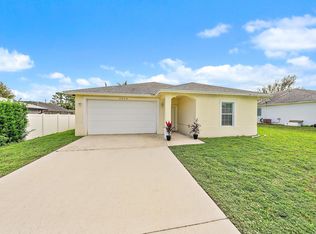 6604 Westview Dr, Lake Worth, FL 33462