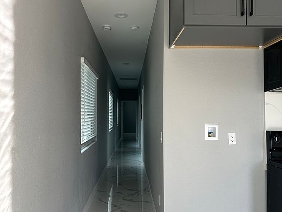 5th image of 7691 Amy Ave