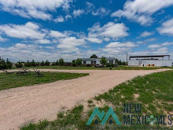 3rd image of 1742 S Roosevelt Rd S #8-1/2
