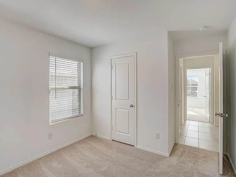 2817 Watchpoint Rd — Photo 25