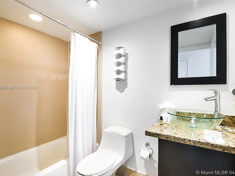 290 Bal Bay Dr #107 — Photo 8