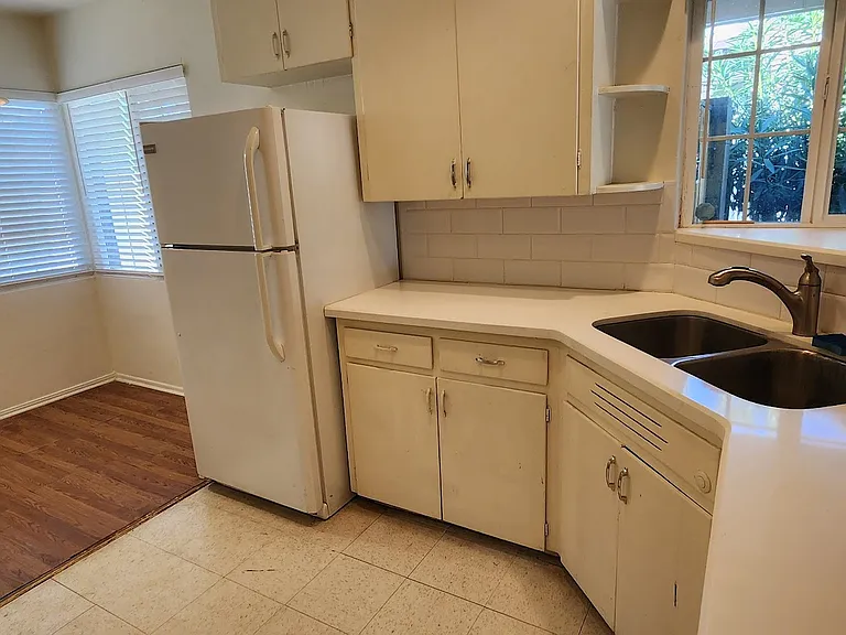 350 E Virginia Rd #350 — Photo 14