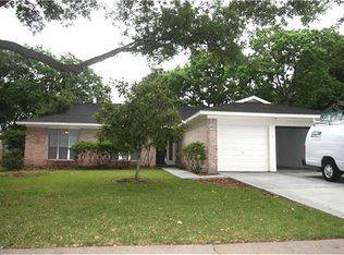 750 Seamaster Dr, Houston, TX 77062