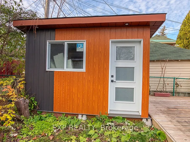 448 Holland Ave — Photo 6