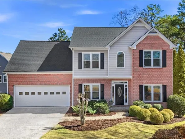 210 Ivey Oaks Way, Roswell, GA 30076