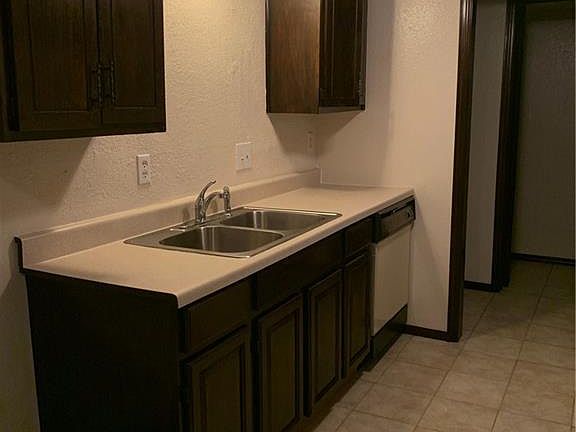 5th image of 2612 N Ann Arbor Ave APT 142