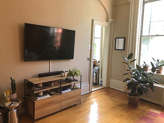 3rd image of 212 Carroll St APT 2