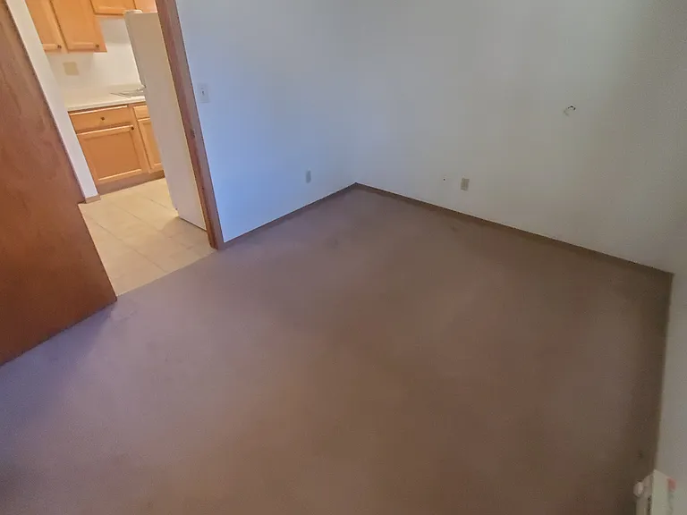 1729 La Crescent St #62 — Photo 9