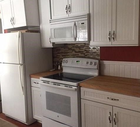 3rd image of 725 Central Parkway Ave SE