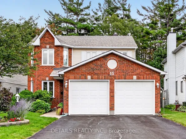 15 Conant Pl S, Ottawa, ON K2L 3Z8