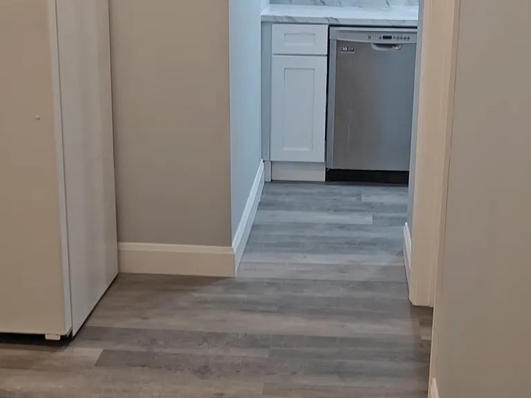 48-50 Pembroke Ave #1 — Photo 6