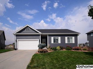 16308 Larimore Cir, Omaha, NE 68116