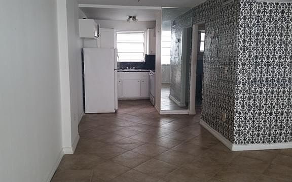 3rd image of 1732 Meridian Ave APT 403