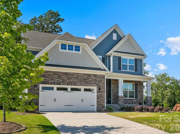 13231 Fiore Pl, Huntersville, NC 28078