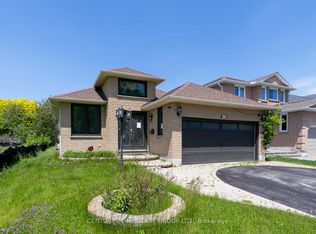 305 Sandringham Dr, Clarington, ON L1E 3A7
