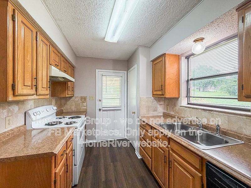 1st image of 6790 Charanna Cir