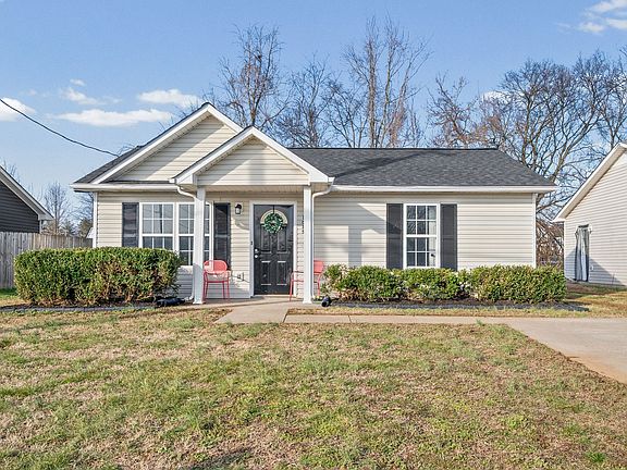 2nd image of 1015 Shadow Ridge Ave