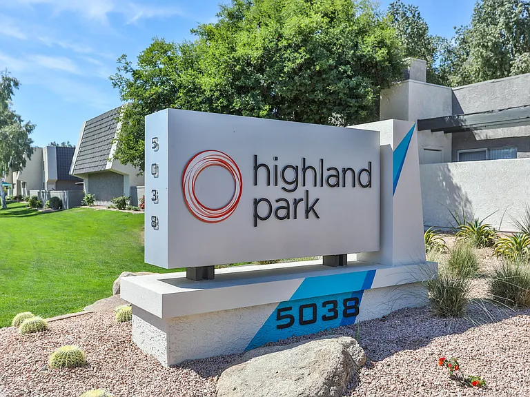 Highland Park — Photo 24