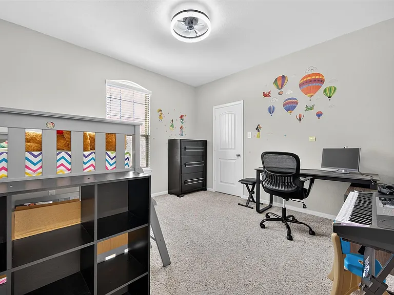 4947 Thunder Creek Ln — Photo 40