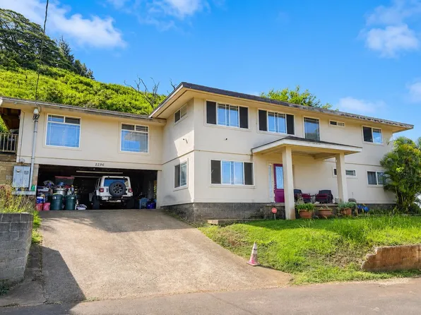 2296 Mokuhau Rd, Wailuku, HI 96793