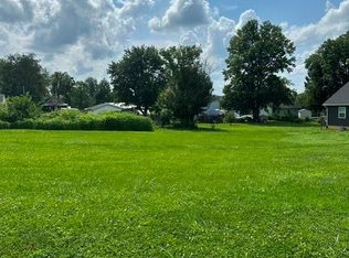 Highland Dr, Salem, IN 47167
