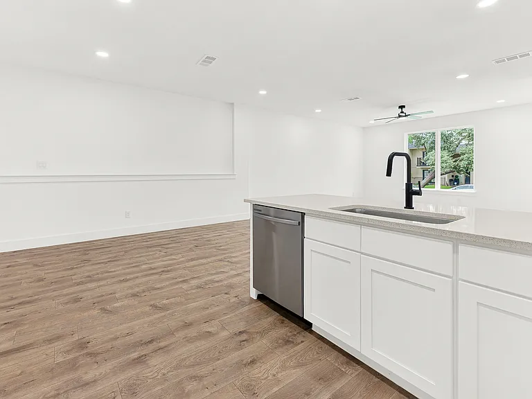 9471 Timberleaf Dr — Photo 13