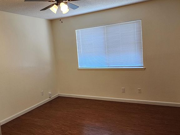 4th image of 9391 Tucumcari Way