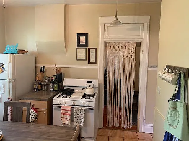 1147 E 200 S — Photo 9