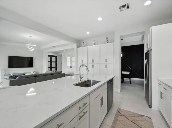 5543 Liberty Lane, Westlake, FL 33470