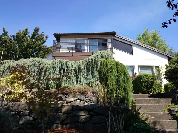 6022 45th Ave SW, Seattle, WA 98136