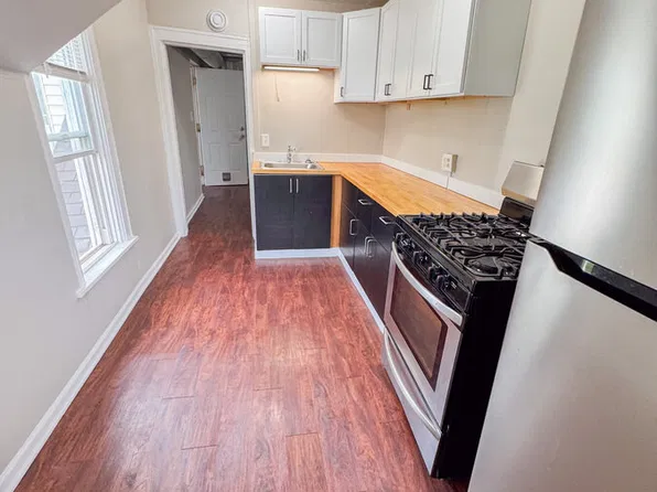 800 Broadway Ave NW, Grand Rapids, MI 49504