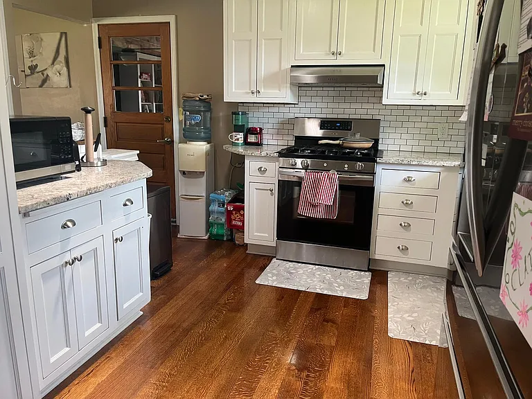 605 Park Valley Dr E — Photo 13