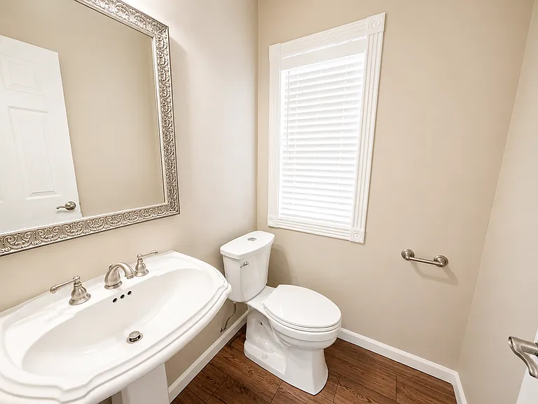 16308 SW Timberland Dr — Photo 3