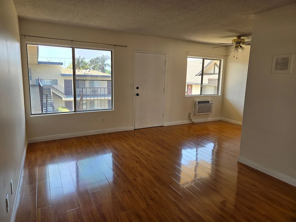 Building Photo - Stratford Apartments