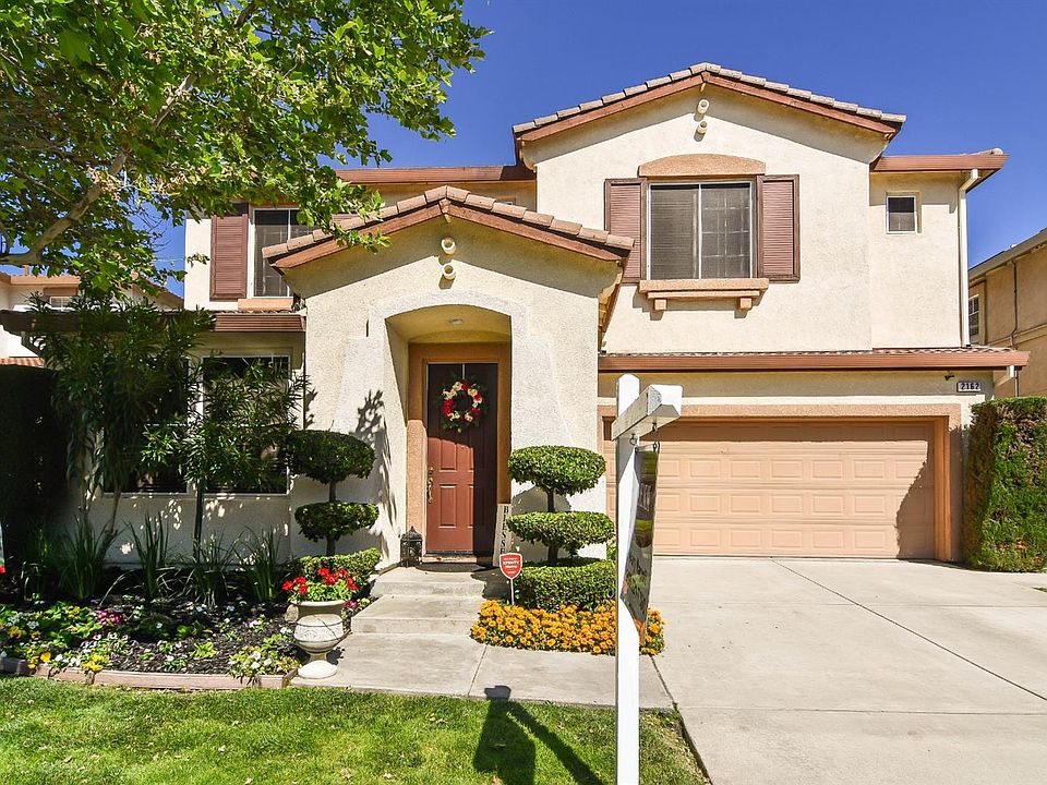 1st image of 2162 Photinia Dr