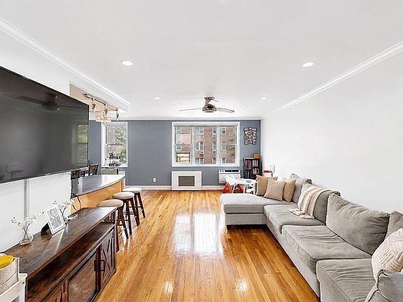 2nd image of 1 Sadore Lane #3X