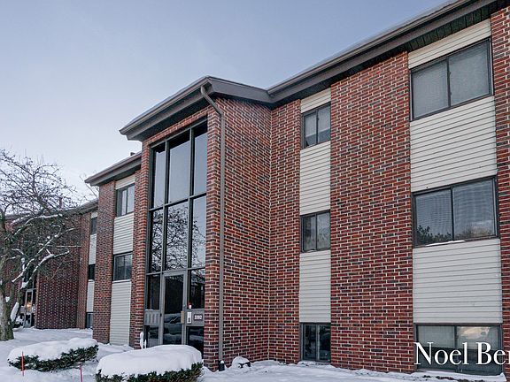 2nd image of 3392 Devonwood Hls NE APT E