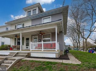 36 N Wayne St, Robesonia, PA 19551