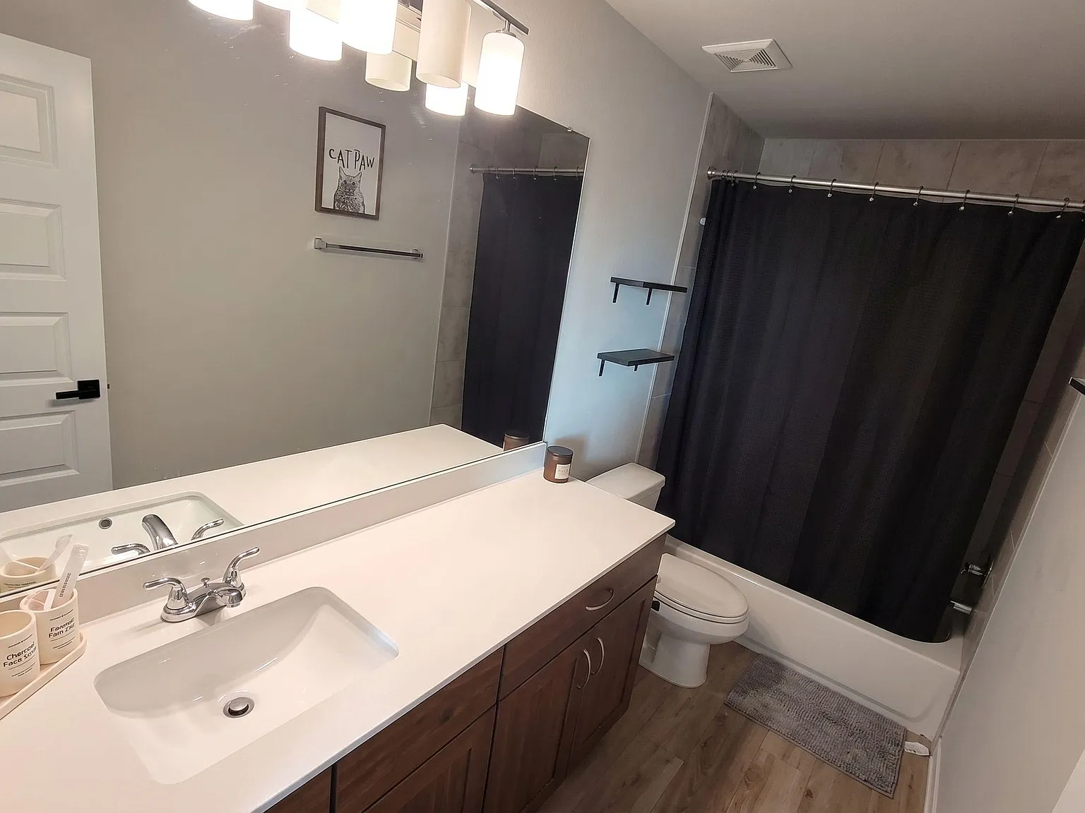 3 bed, 2.0 bath, 1750 sqft, $1,053 — Photo 4