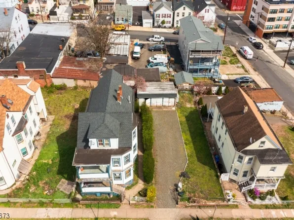 25-29 Martin St, Paterson City, NJ 07501