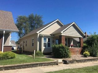 828 3rd St, Columbus, IN 47201