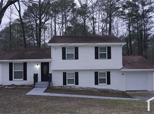 7031 Silver Maple Dr, Morrow, GA 30260