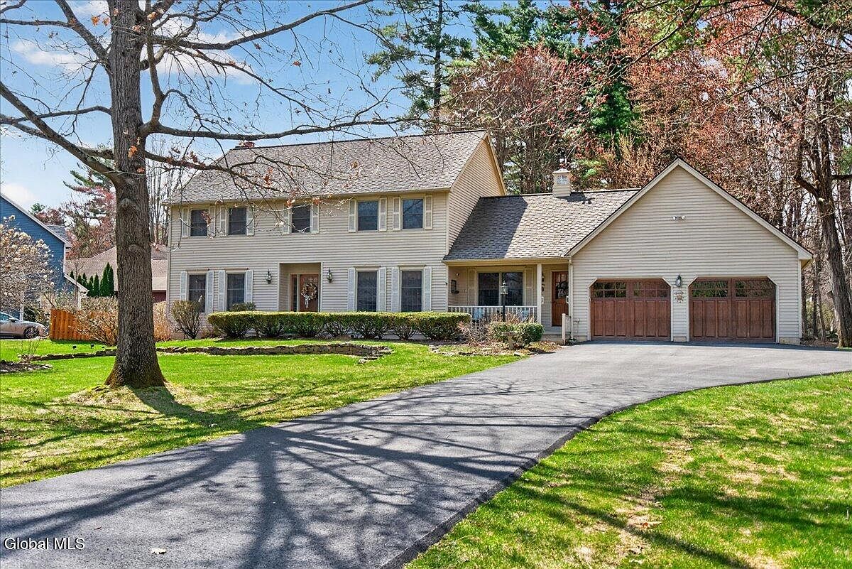 1st image of 10 Timberwick Drive