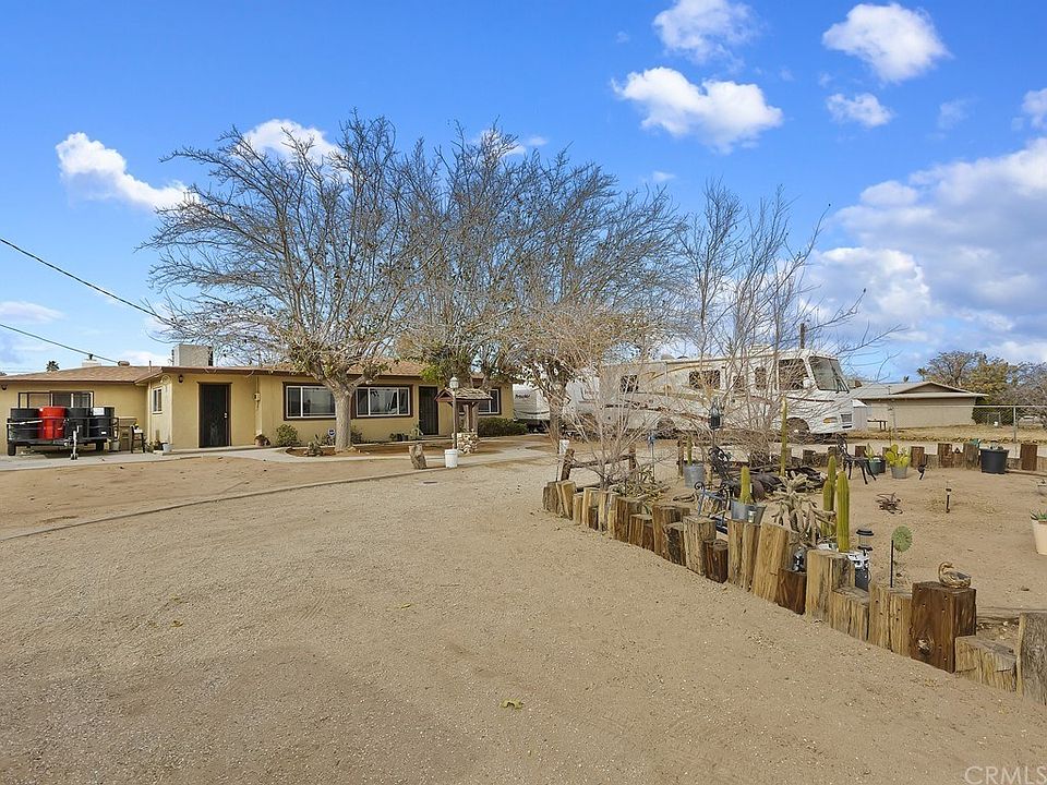 2nd image of 11980 Peach Ave